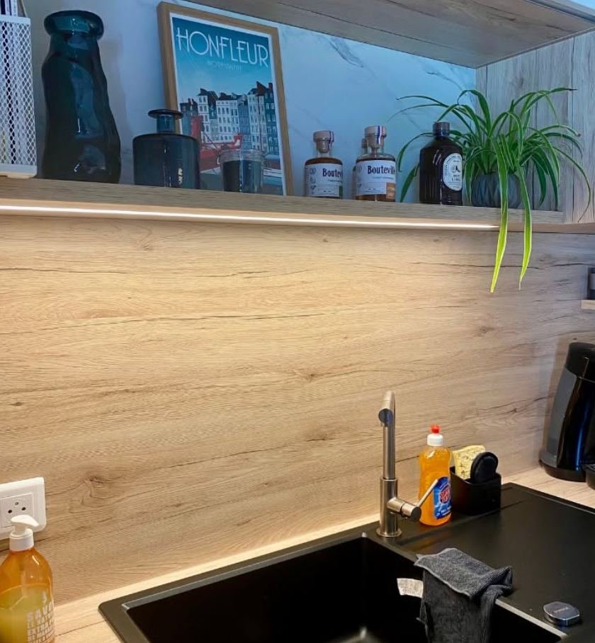 Étagère bois, décoration et rangements ouverts
