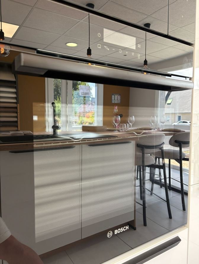 Détail plan de travail bois et hotte design